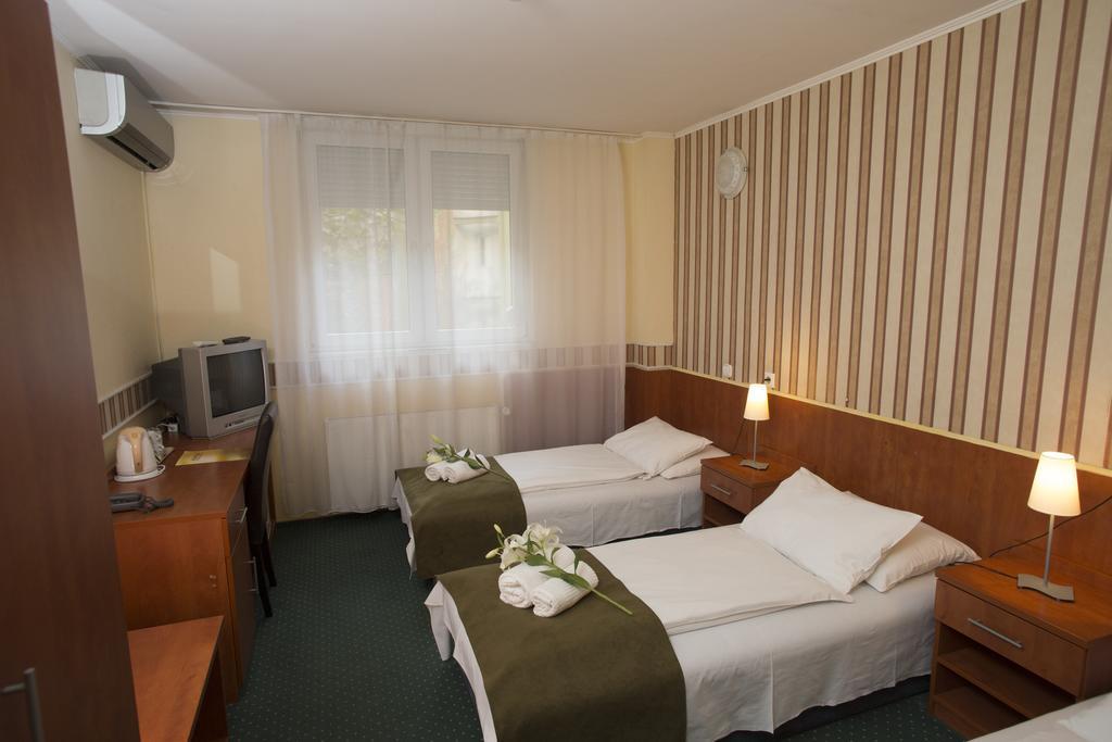 Atlantic Hotel Budapest Exterior foto