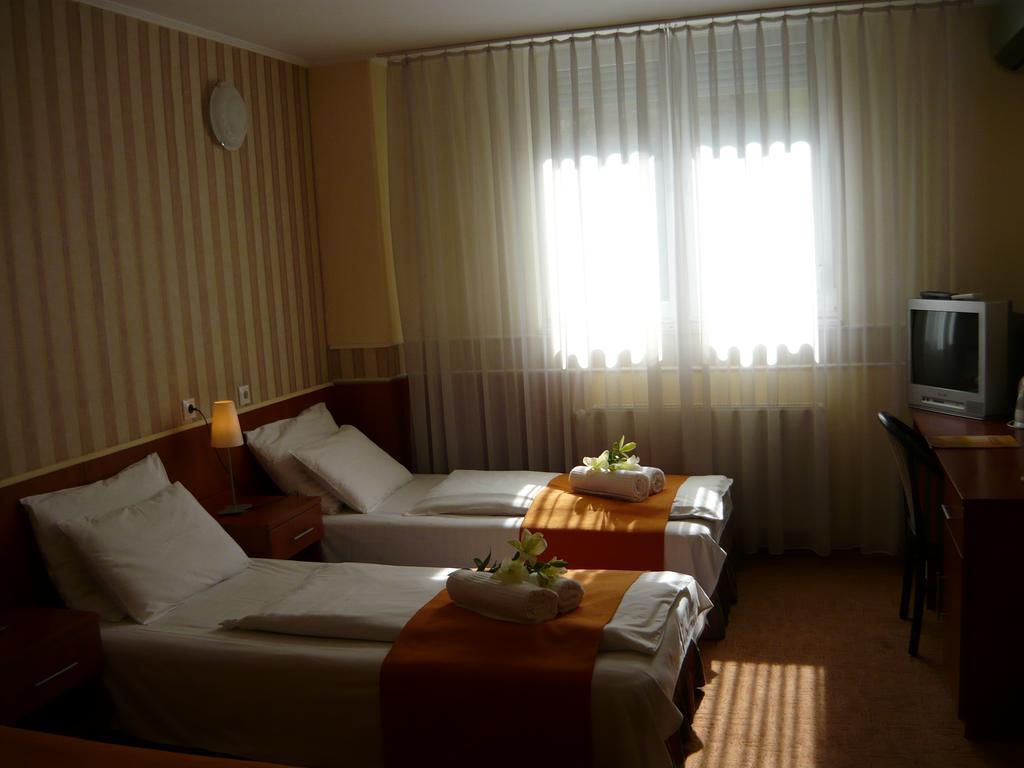 Atlantic Hotel Budapest Exterior foto