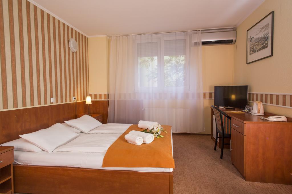 Atlantic Hotel Budapest Exterior foto