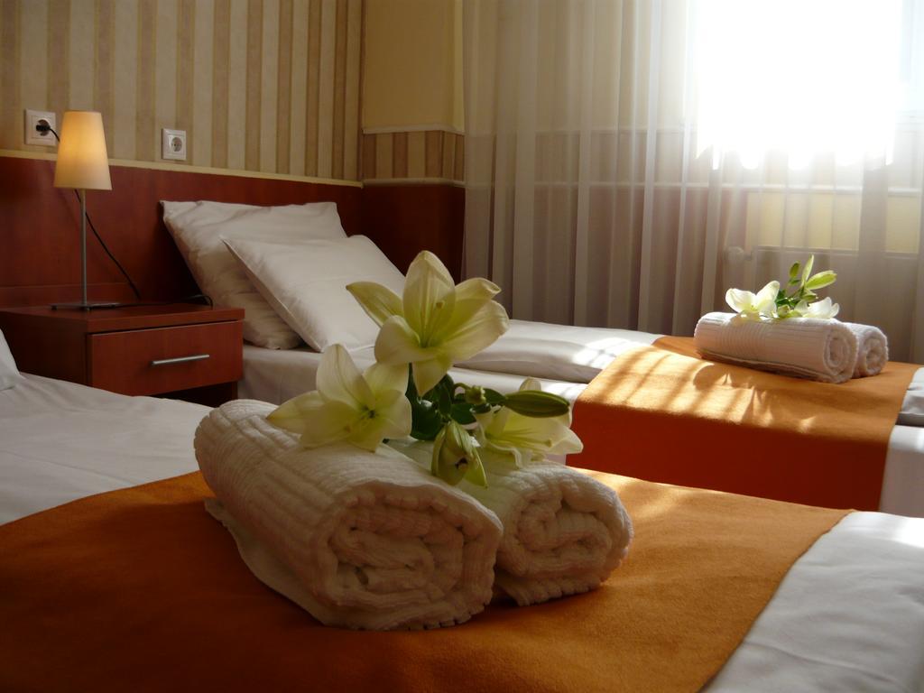 Atlantic Hotel Budapest Exterior foto