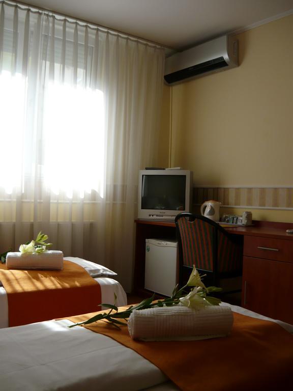 Atlantic Hotel Budapest Exterior foto