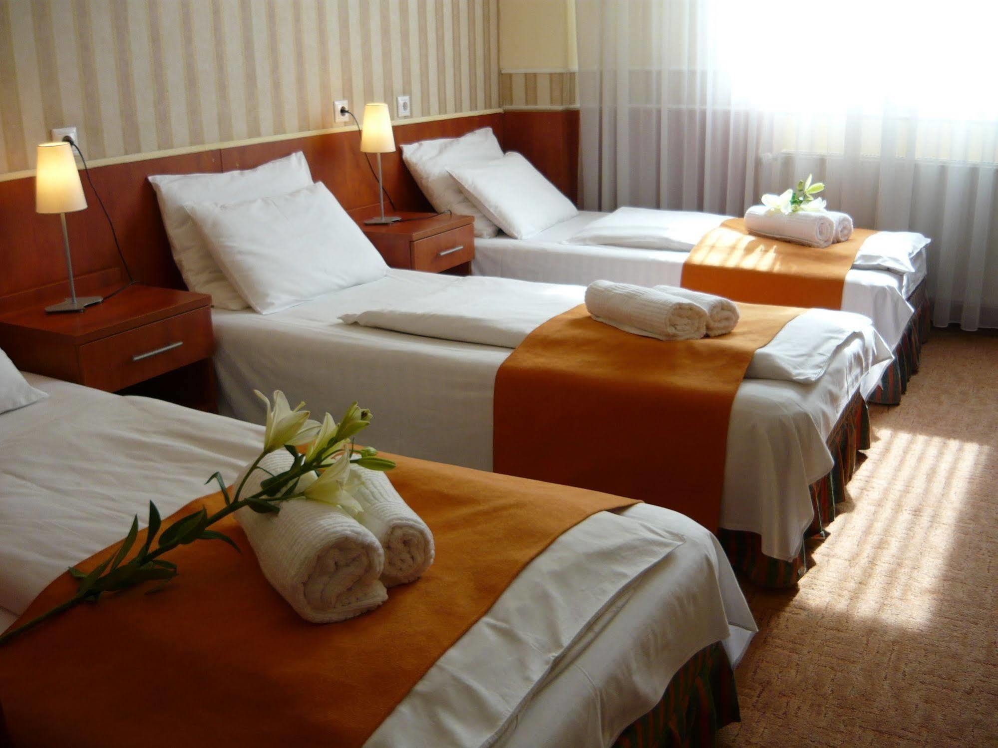 Atlantic Hotel Budapest Exterior foto